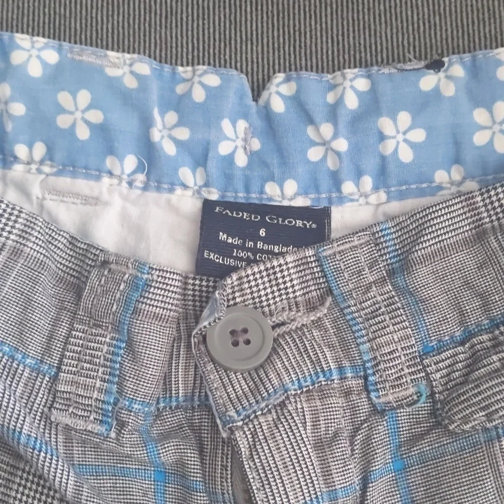 Faded glory size 6 girls shorts plaid gray/blue
